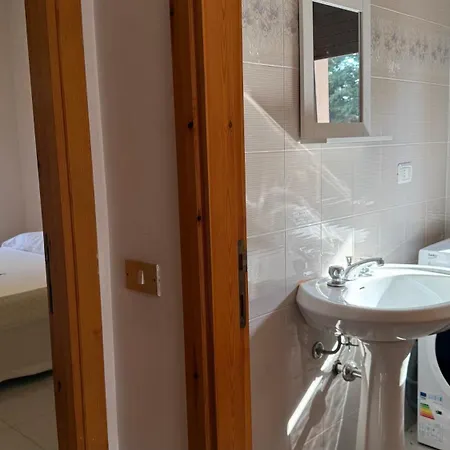 Appartamento Sirolo, Trilocale Con Giardino E Garage In Centro - S077 Sirolo