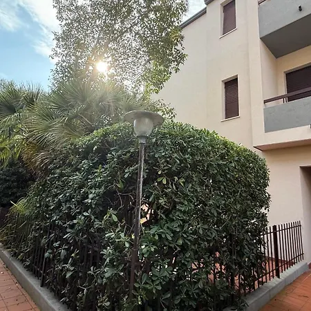 Apartamento Sirolo, Trilocale Con Giardino E Garage In Centro - S077 *